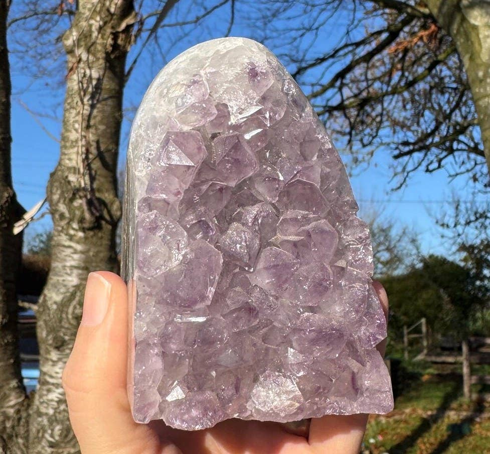Amethyst cut base 762g called Zachary wobbly base geode